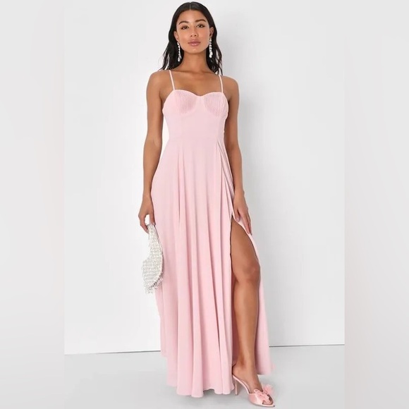 NWT Lulu’s Pink Pleated Maxi Bridesmaid Dress - Picture 1 of 4